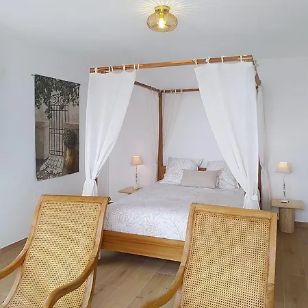 Les Agapanthes By Interhome *